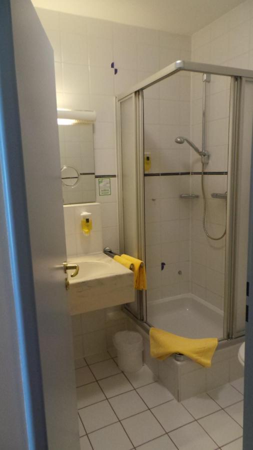 Abasto Hotel Eichenau エクステリア 写真